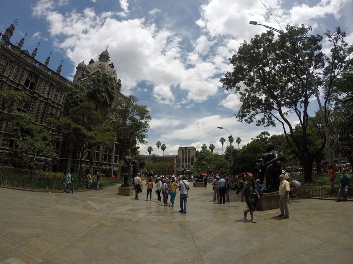 Free walking tour of Medellin
